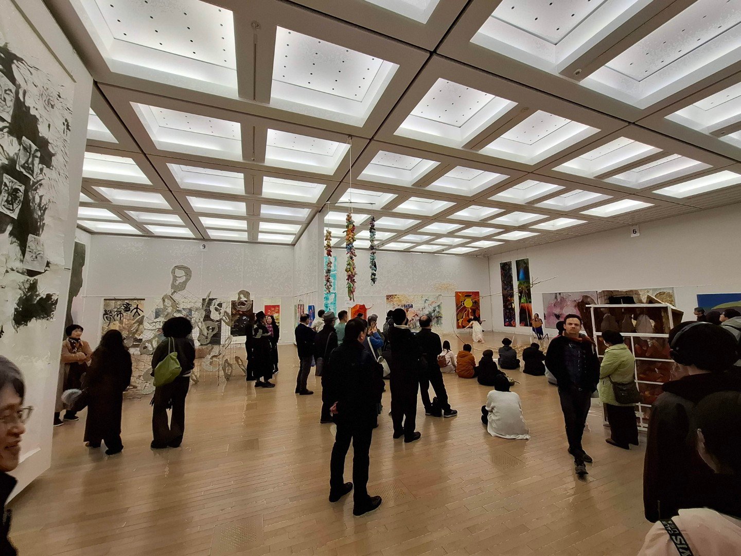 【現場直擊】【台日交流展】日本東京第24回《NAU21世紀美術連立展》-日本國立新美術館展(The National Art Center, Tokyo, NACT)